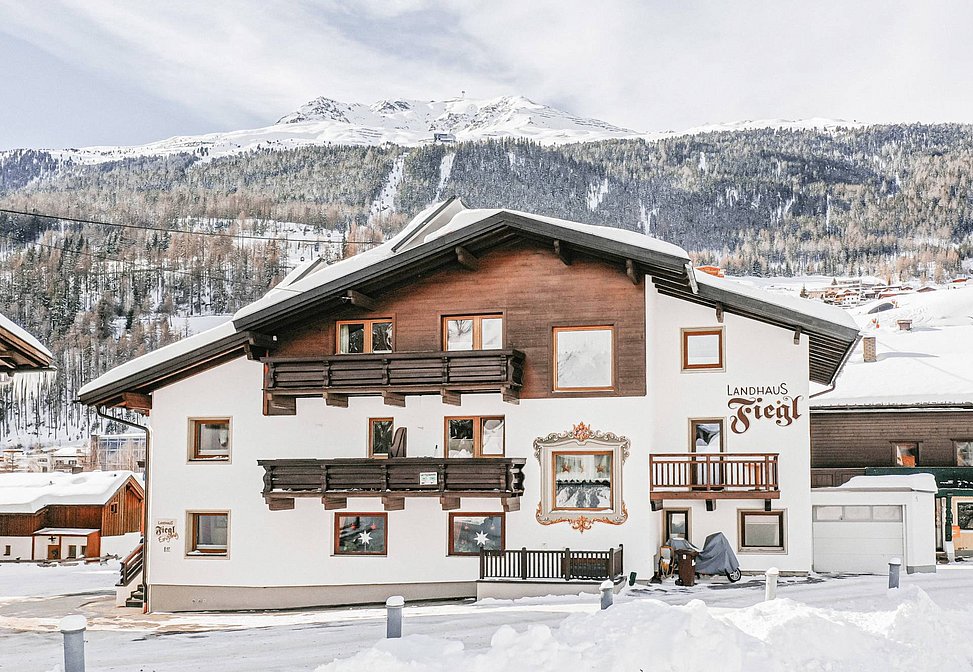 Rooms, apartments and holiday homes Sölden, Fiegl