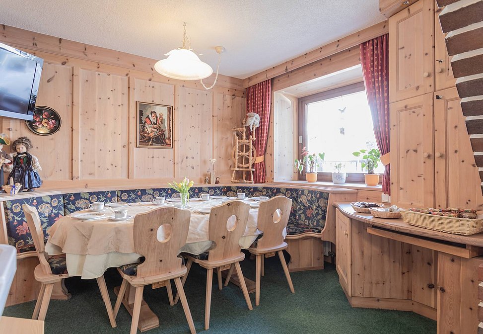 Rooms, apartments and holiday homes Sölden, Fiegl